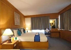 Silom Avenue Inn