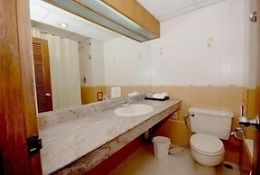 Silom Avenue Inn