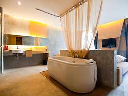 The Now Hotel