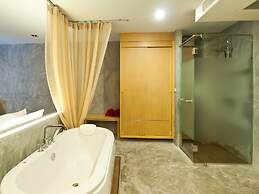 The Now Hotel