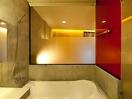 The Now Hotel