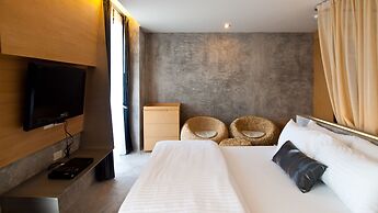 The Now Hotel