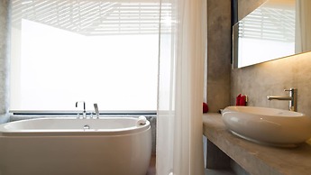 The Now Hotel