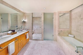 The Ritz-Carlton Executive Residences