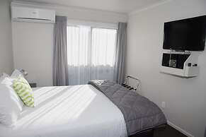 Arena Court Motel