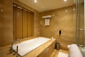 Radisson Blu Hotel Chennai City Centre