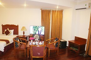 Central Hotel