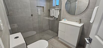 Broadbeach Holiday Apartments, Store 19