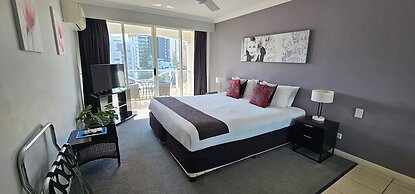 Broadbeach Holiday Apartments, Store 19