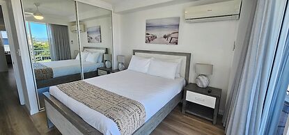 Broadbeach Holiday Apartments, Store 19
