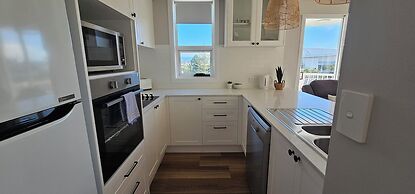 Broadbeach Holiday Apartments, Store 19