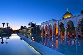 Palais Namaskar