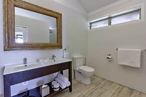 Sea Change Villas
