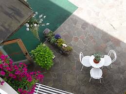 Hotel La Caminatha