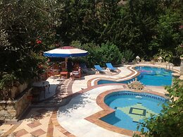Villa Symbola