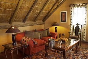Deception Valley Lodge