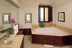 Monastero Santa Rosa Hotel & Spa