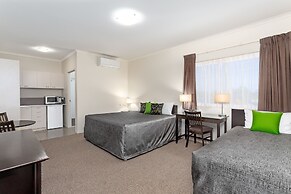 Redcliffe Motor Inn