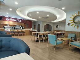 Country Hotel