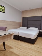 Country Hotel