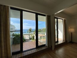 THE MOON BEACH MUSEUM RESORT
