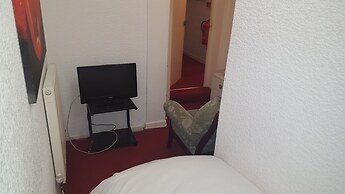 Sakura Edinburgh Guest House