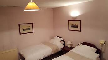 Sakura Edinburgh Guest House