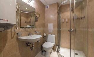 Grand Royale Apartment Complex & Spa
