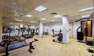 Grand Royale Apartment Complex & Spa