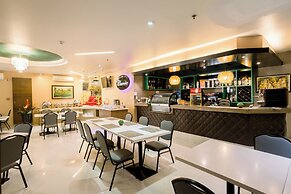 Allure Hotel & Suites
