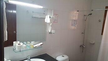 Al Ayjah Plaza Hotel