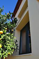 Nana Apartments