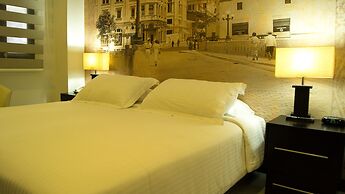 Hotel Puerta de San Antonio
