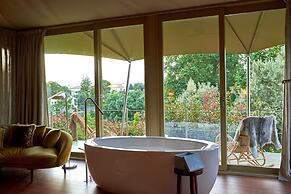 Carmo's Boutique Hotel