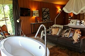Carmo's Boutique Hotel