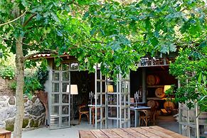 Carmo's Boutique Hotel