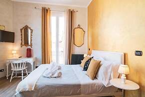 Golden Rooms