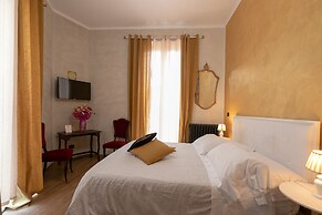 Golden Rooms