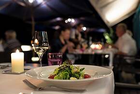 Zeller Hotel & Restaurant