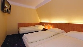 Hotel Astro