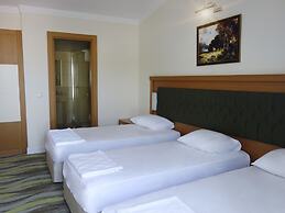 Forest Park Hotel