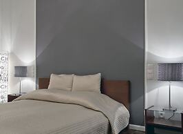 Aurora Hotel