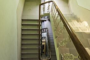 Babylon Garden Serviced Apartments