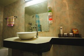 Babylon Garden Serviced Apartments