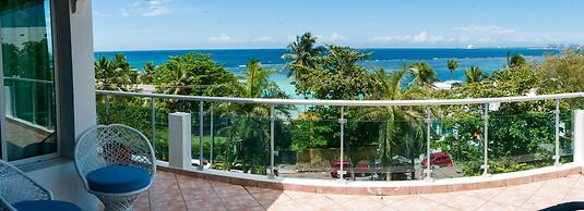 Hotel Refugio Neptuno's