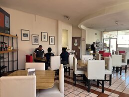 Hotel Granada