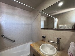 Hotel Granada