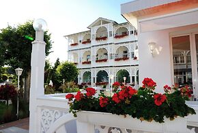 Alexa Hotel