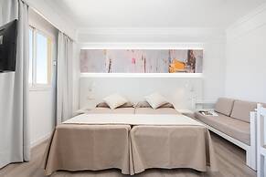 Alcudia Beach Apartments