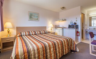 Bon Voyage Inn